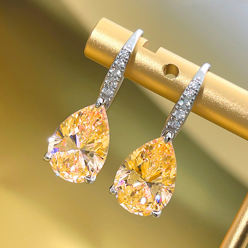 Romantic Earring for Special Moments