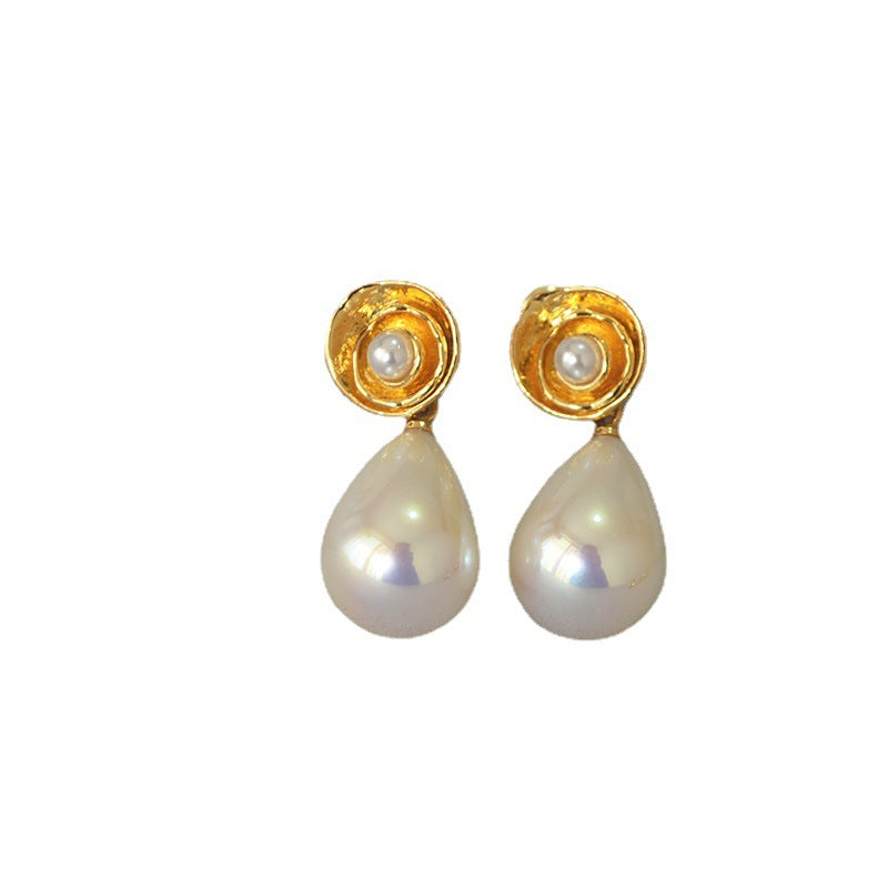 Delicate Artisan Gold Earring