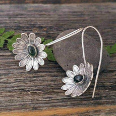 Romantic Silver Earring for Special Moments