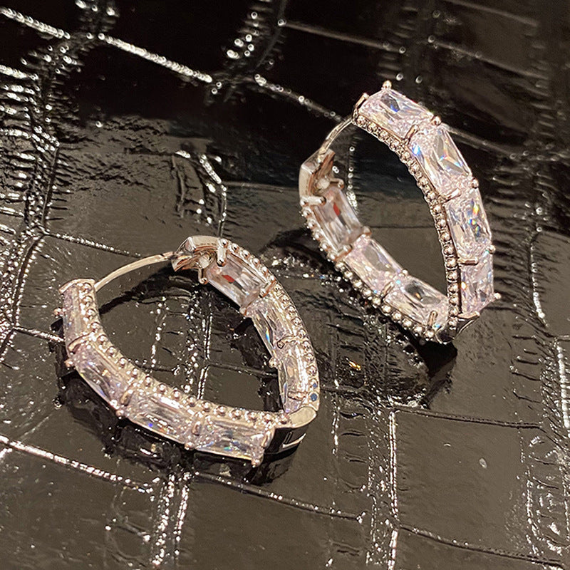 Elegant Earring for Every Occasion