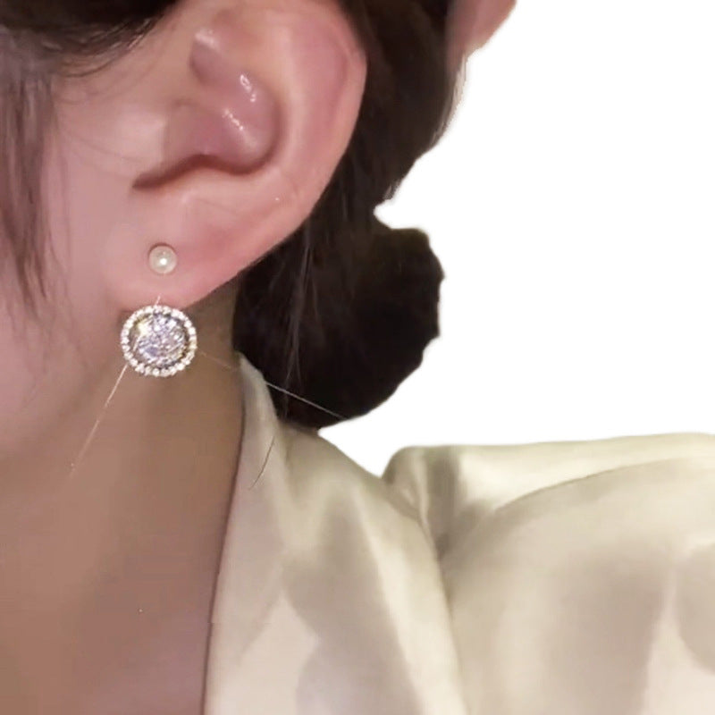 Romantic Pearl Earring for Special Moments