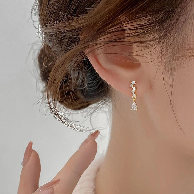 Elegant Gold Earring for Every Occasion