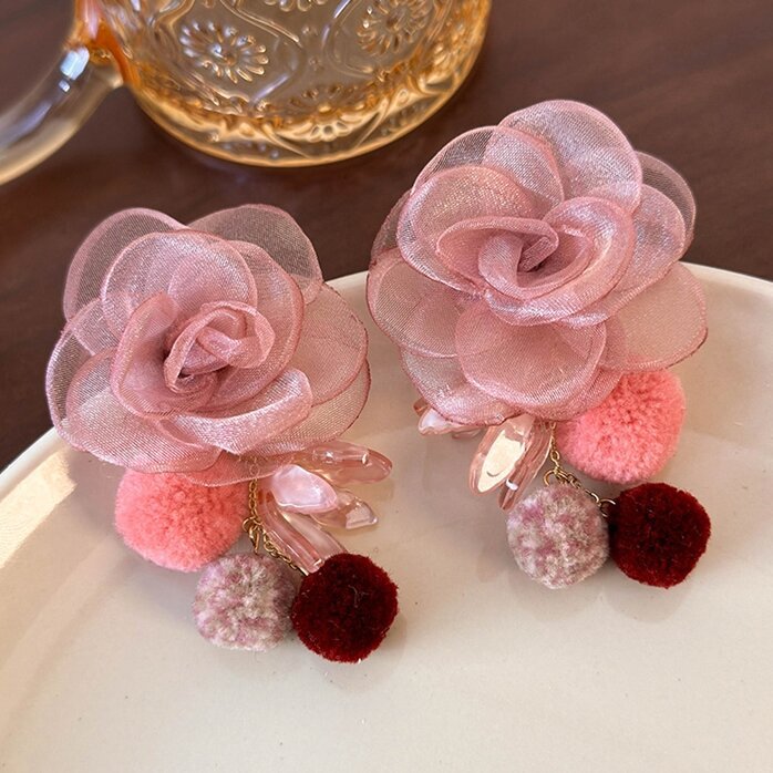 Classic Earring with Timeless Appeal