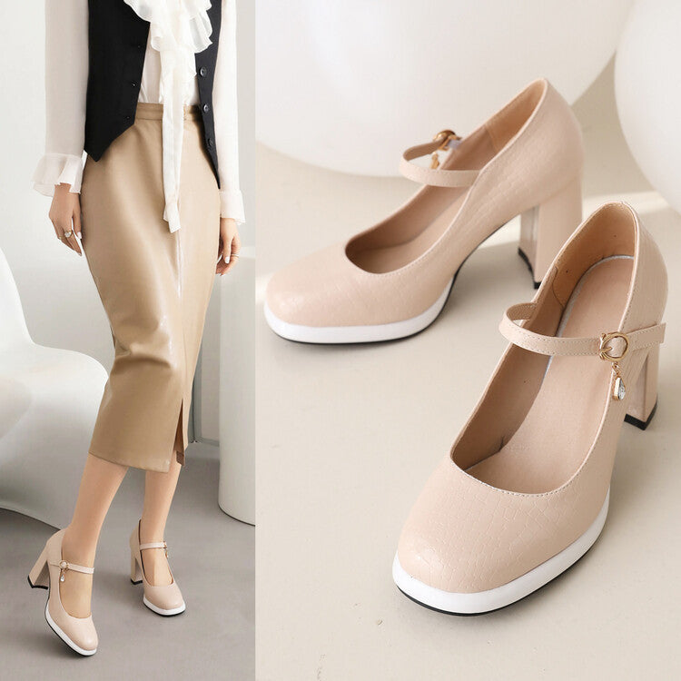 Chic Orthopedic Shoes with Unique Design