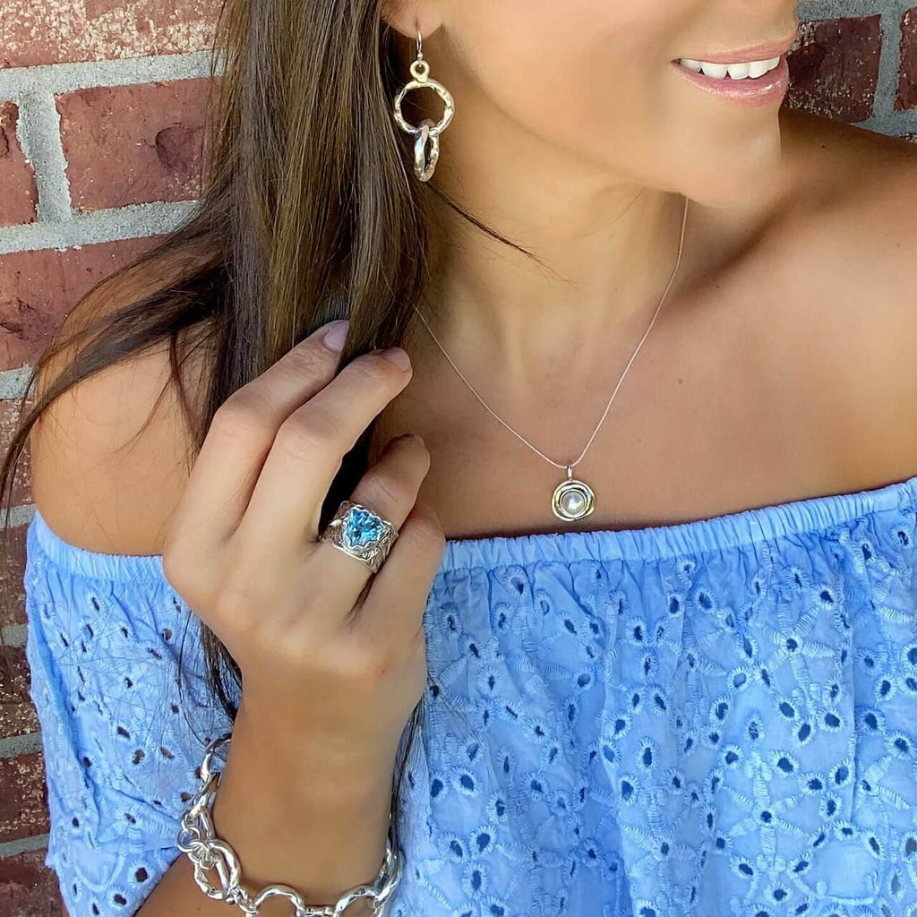 Beautiful Ring with Unique Style