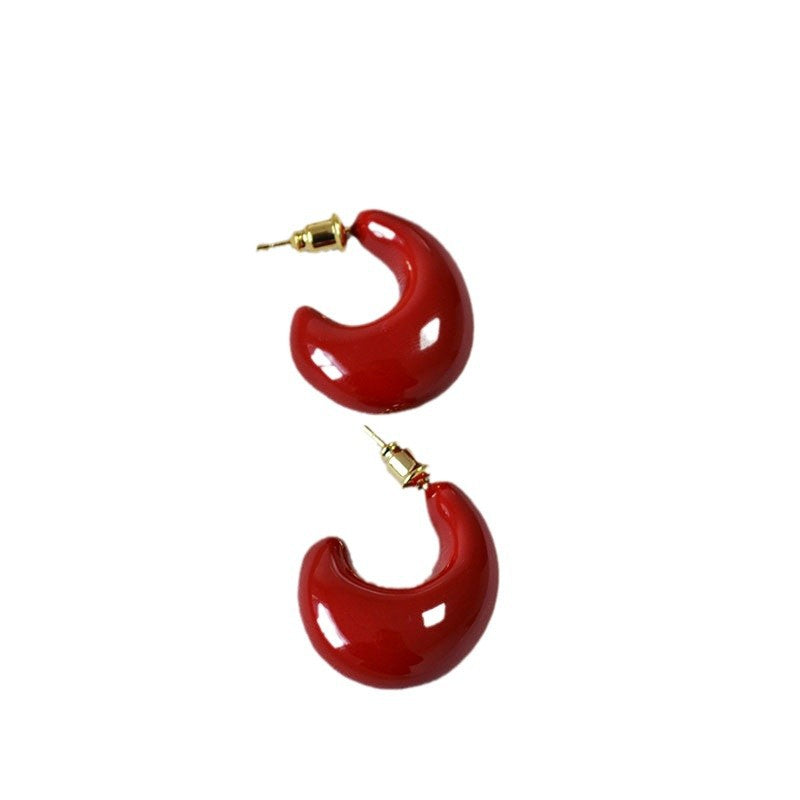 Romantic Silver Earring for Special Moments