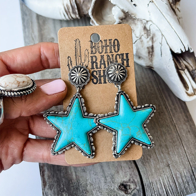 Charming Earring for Any Occasion