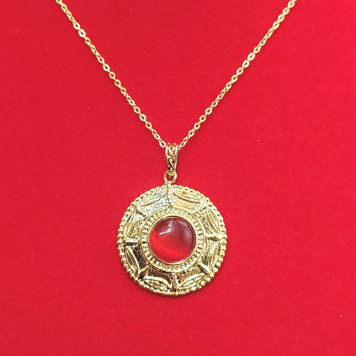 Charming Necklace for Any Occasion