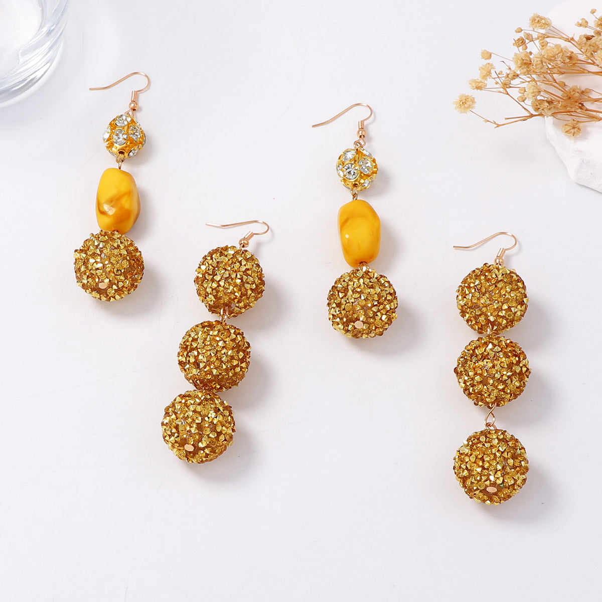 Charming Piece for Any Occasion