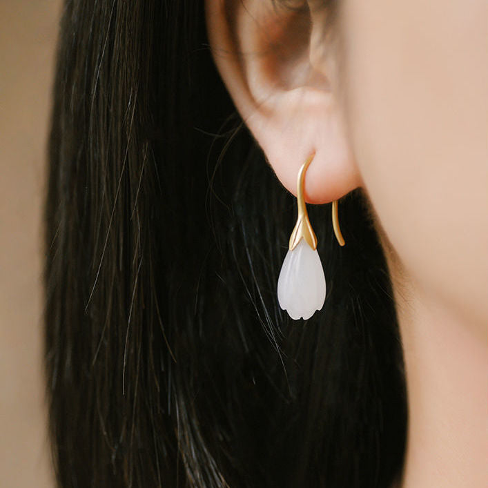 Elegant Gold Earring for Every Occasion