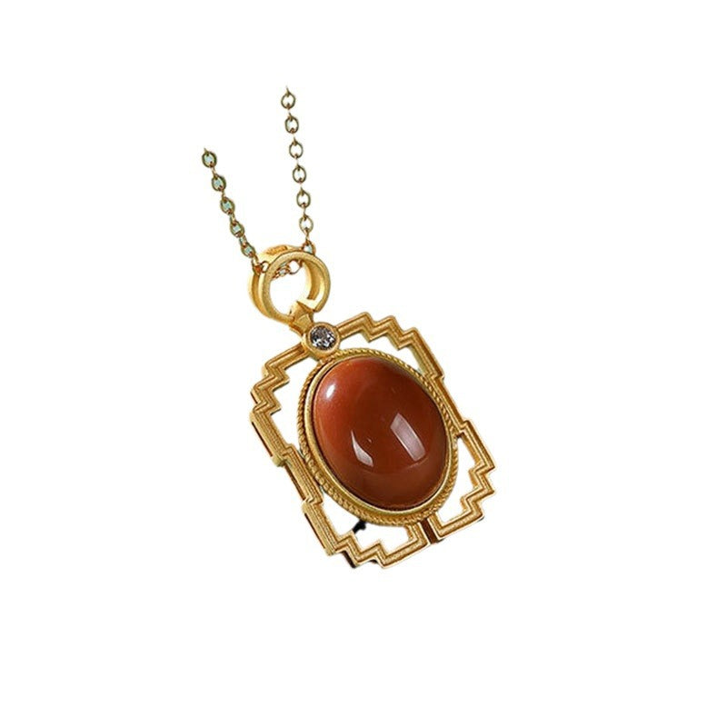 Beautiful Gold Necklace with Unique Style