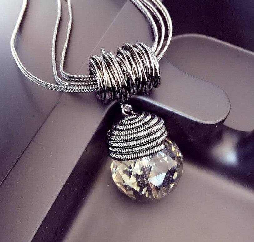 Stunning Necklace for Daily Wear