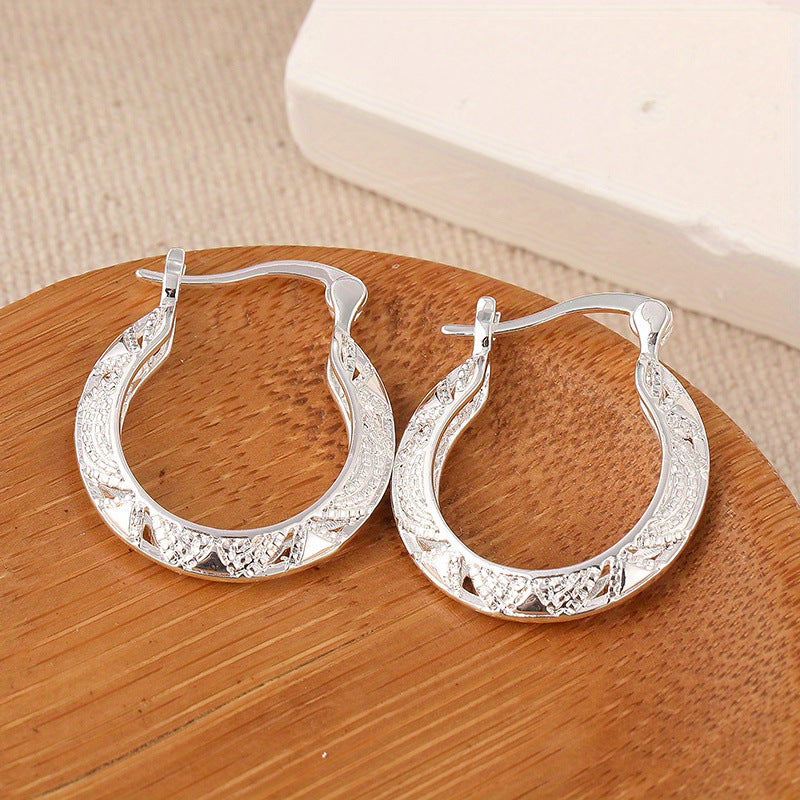 Classic Earring with Timeless Appeal