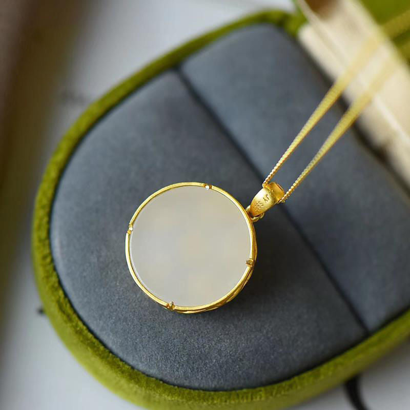 Romantic Necklace for Special Moments