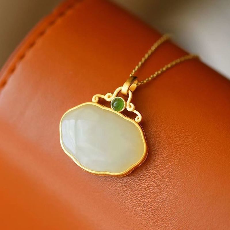 Romantic Necklace for Special Moments