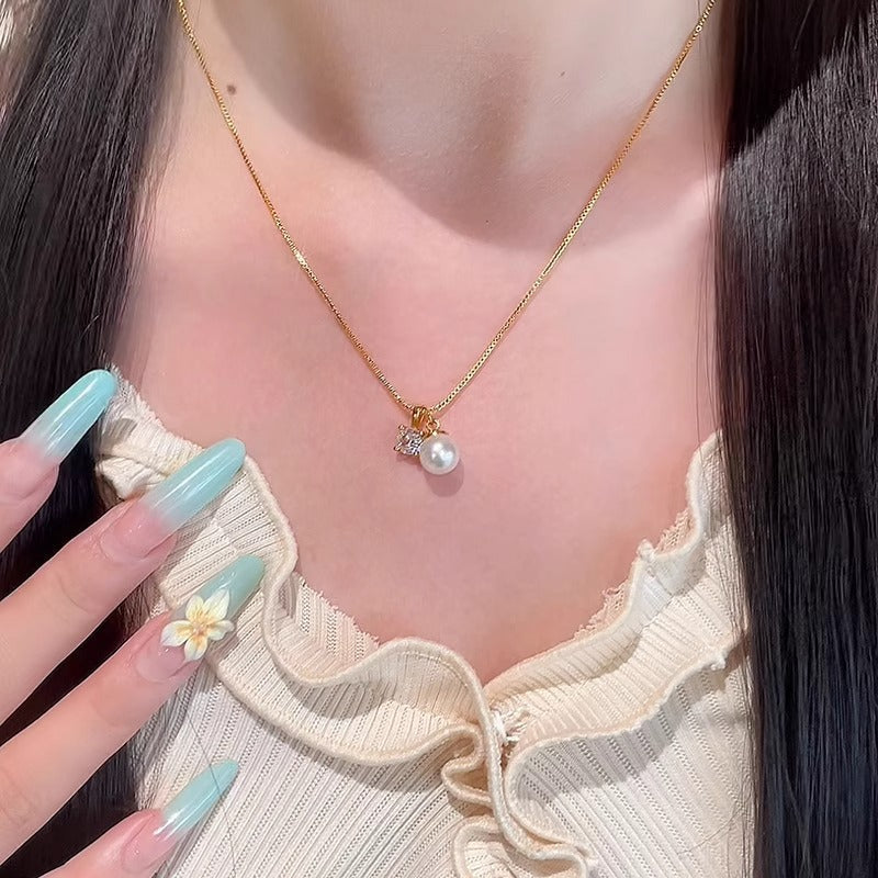 Romantic Pearl Necklace for Special Moments