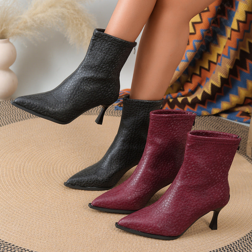 Graceful Orthopedic Boots for Modern Look