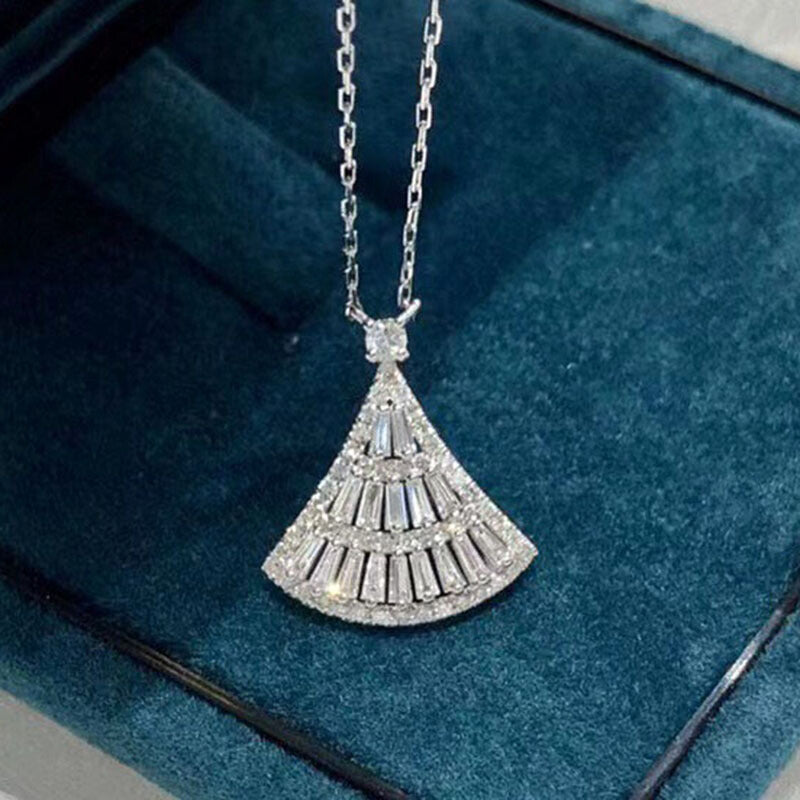 Stunning Necklace for Daily Wear