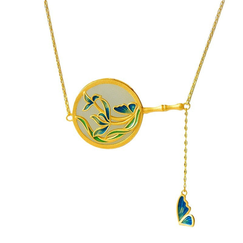 Classic Silver Necklace with Timeless Appeal