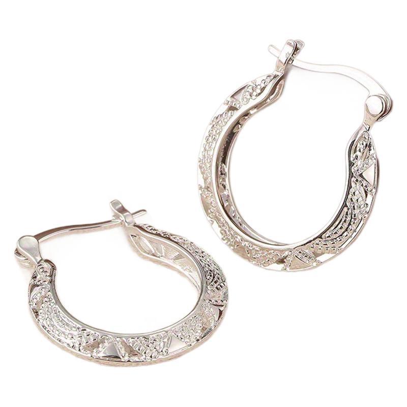 Classic Earring with Timeless Appeal