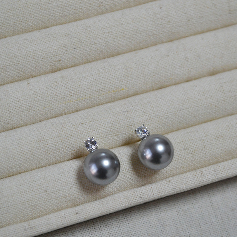 Romantic Silver Earring for Special Moments
