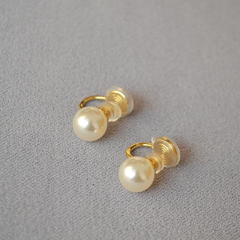 Charming Pearl Earring for Any Occasion