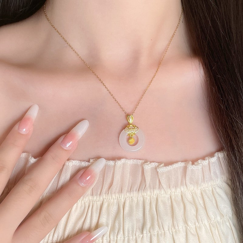 Classic Necklace with Timeless Appeal