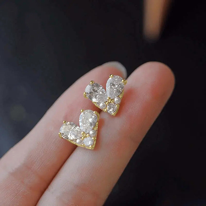 Romantic Pearl Earring for Special Moments
