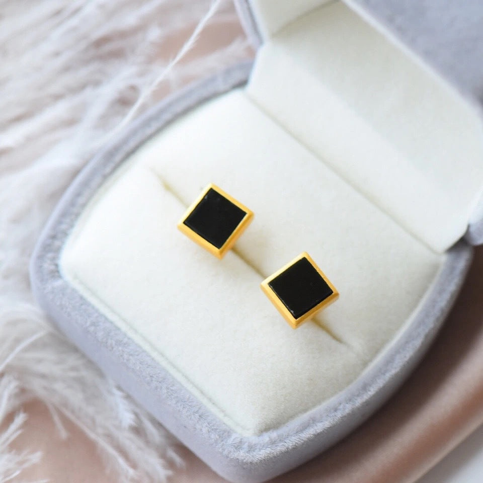 Classic Silver Earring with Timeless Appeal