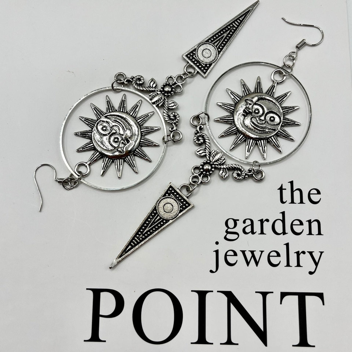 Stunning Earring for Daily Wear
