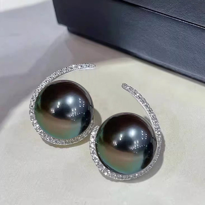 Stunning Pearl Earring for Daily Wear