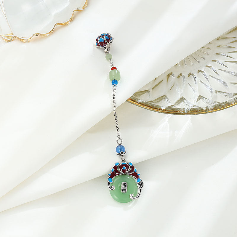Elegant Pendant for Every Occasion