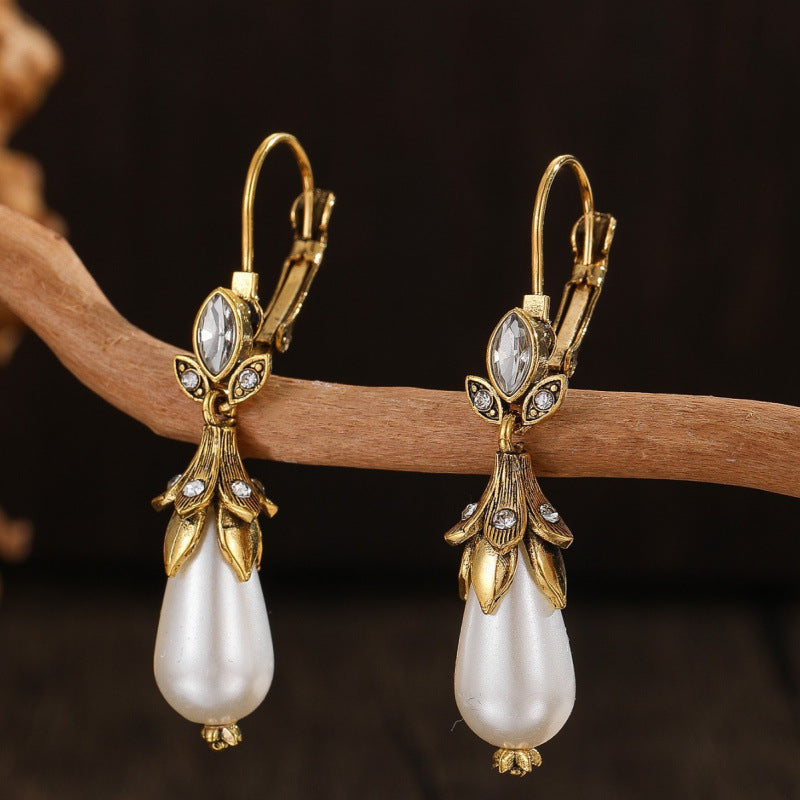 Romantic Earring for Special Moments