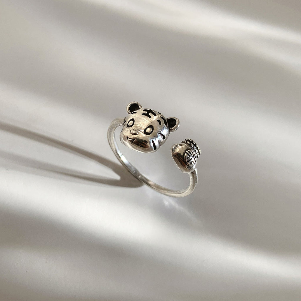 Classic Ring with Timeless Appeal