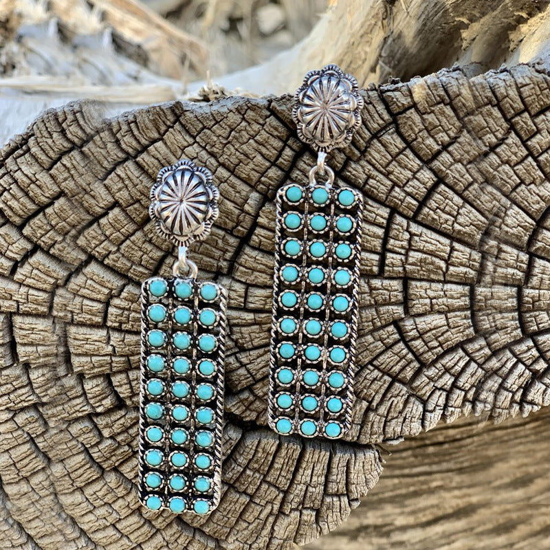 Stunning Earring for Daily Wear