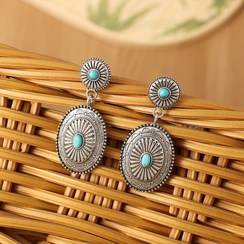 Classic Earring with Timeless Appeal