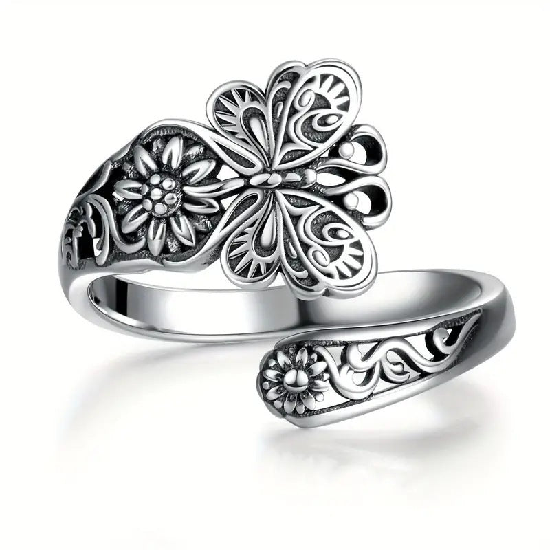 Classic Ring with Timeless Appeal