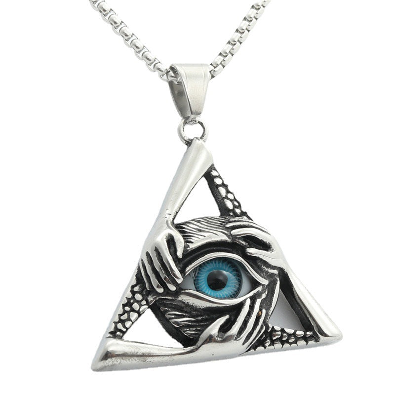 Charming Pendant for Any Occasion