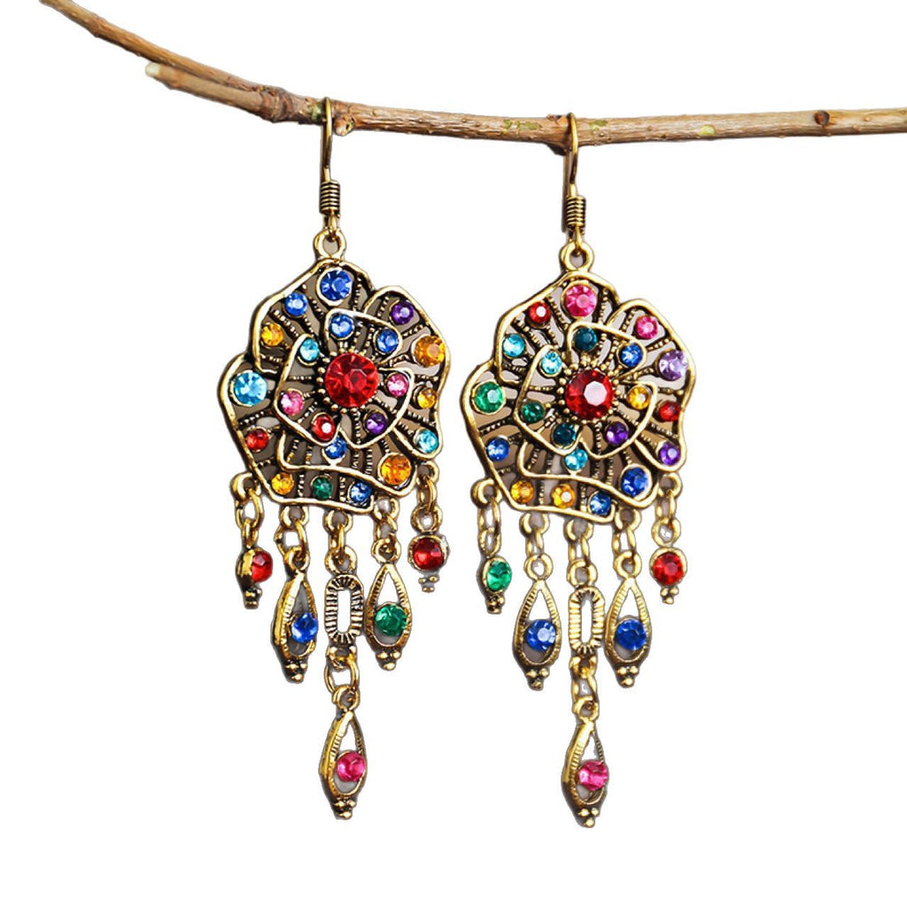 Classic Earring with Timeless Appeal