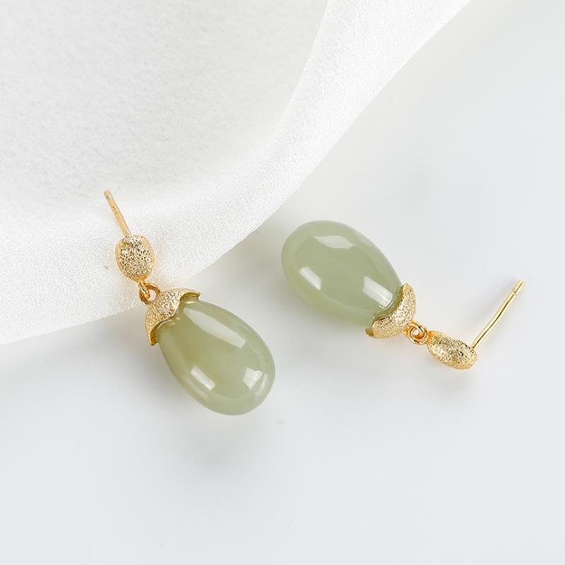 Classic Silver Earring with Timeless Appeal