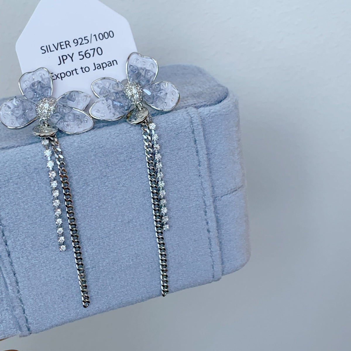 Elegant Earring for Every Occasion