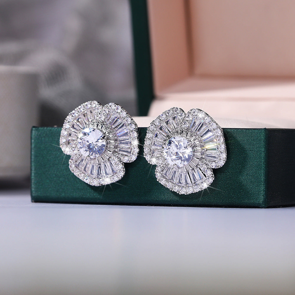 Vintage Handmade Earring