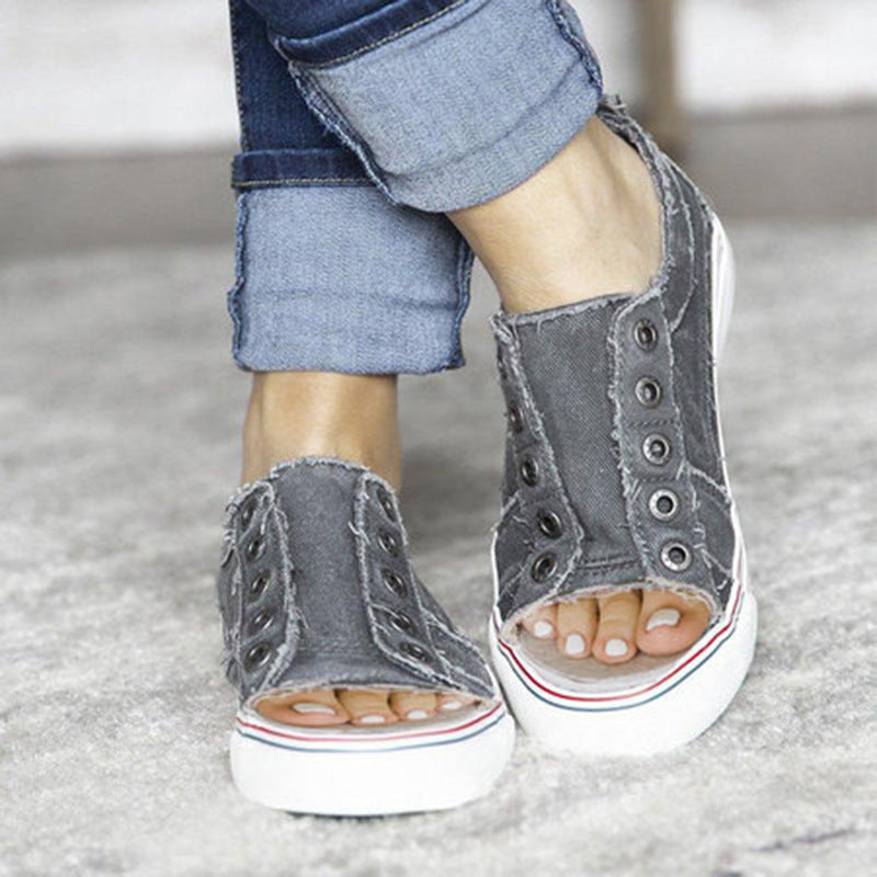 Graceful Orthopedic Shoes for Modern Look