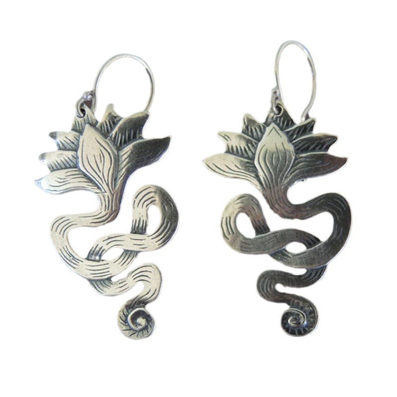 Charming Earring for Any Occasion