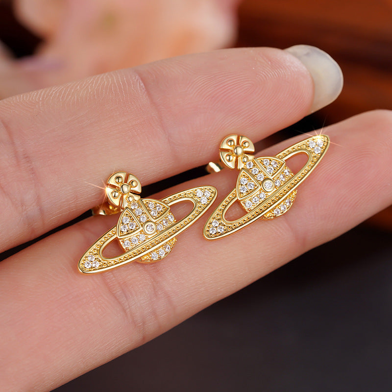 Elegant Earring for Every Occasion