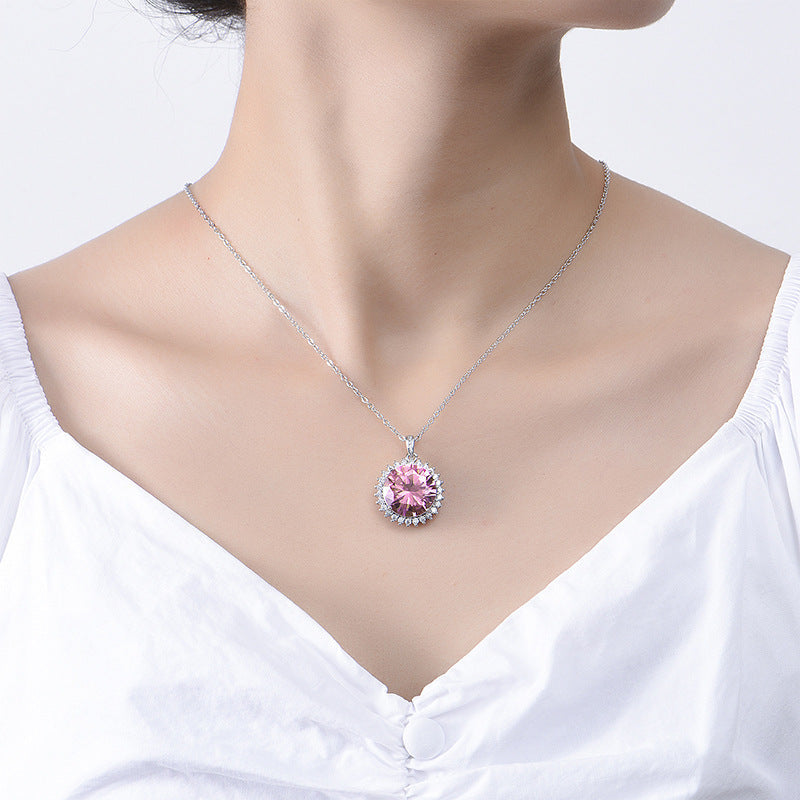 Elegant Gold Necklace for Every Occasion