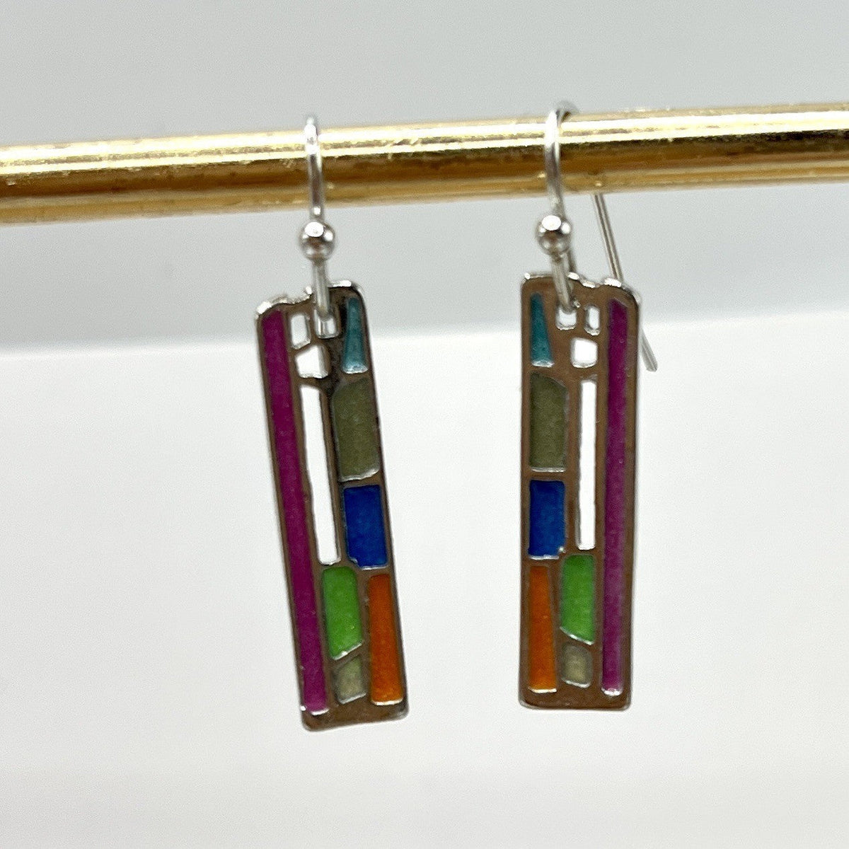 Charming Silver Earring for Any Occasion