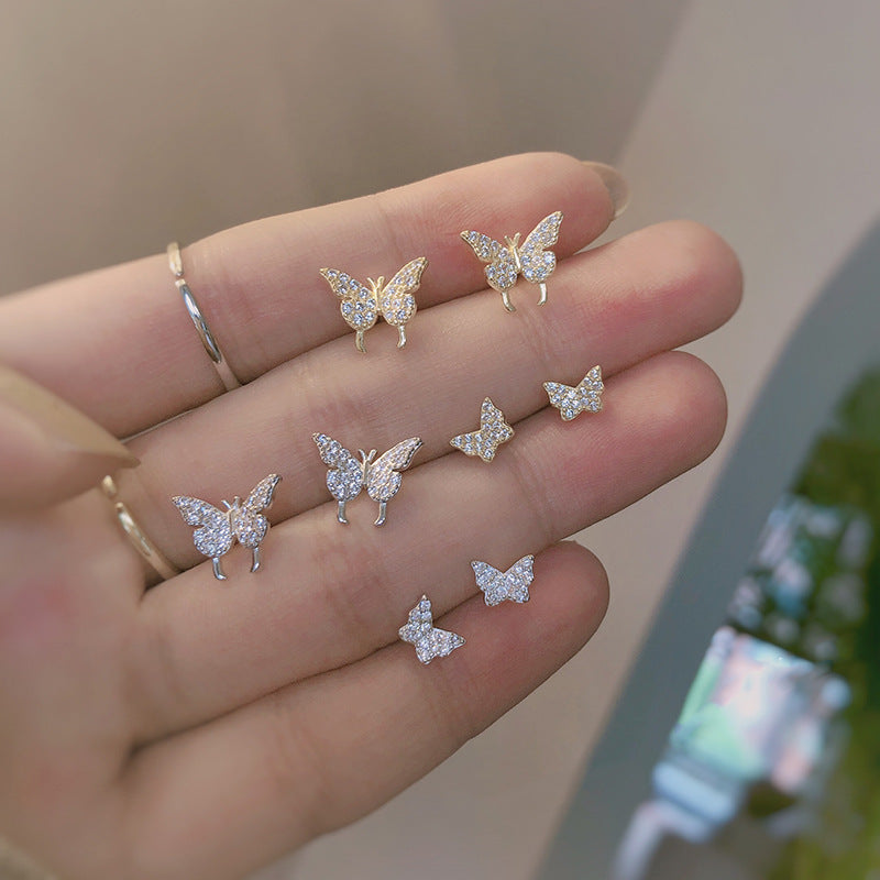Charming Earring for Any Occasion