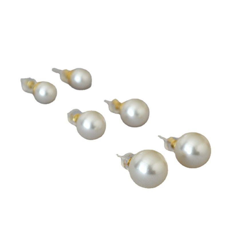 Charming Silver Earring for Any Occasion
