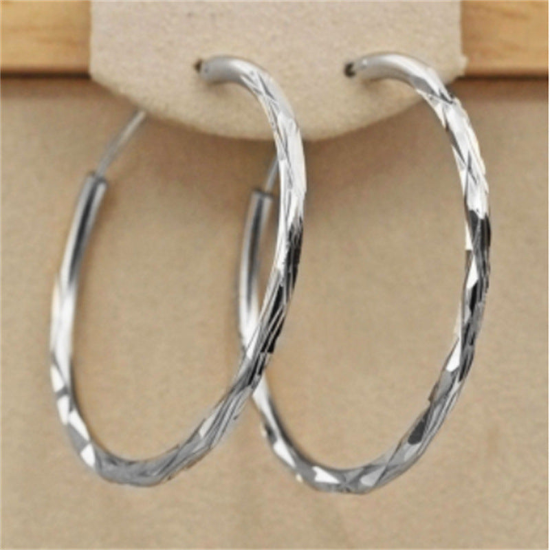 Romantic Earring for Special Moments